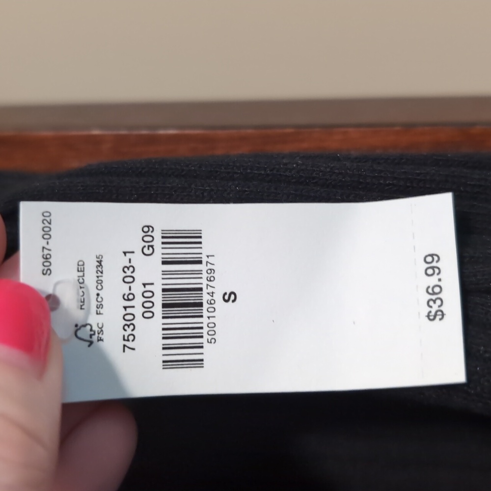 Old Navy Ribbed Dress - Picture 3 of 4